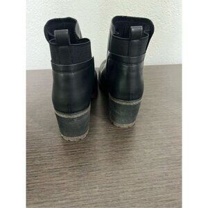 Korks Ankle Booties